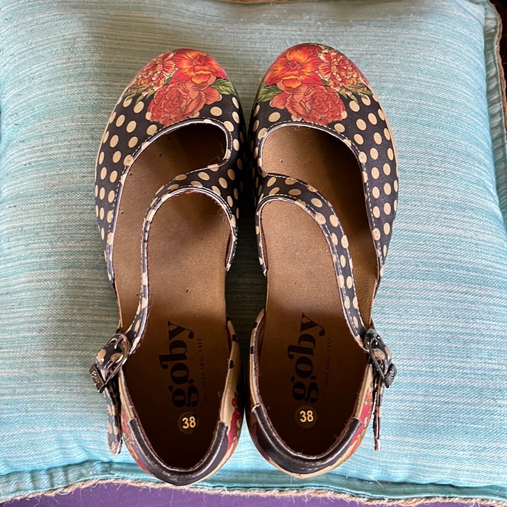 Goby size 38 shoes new
